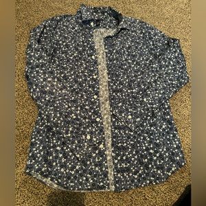 Gap button up